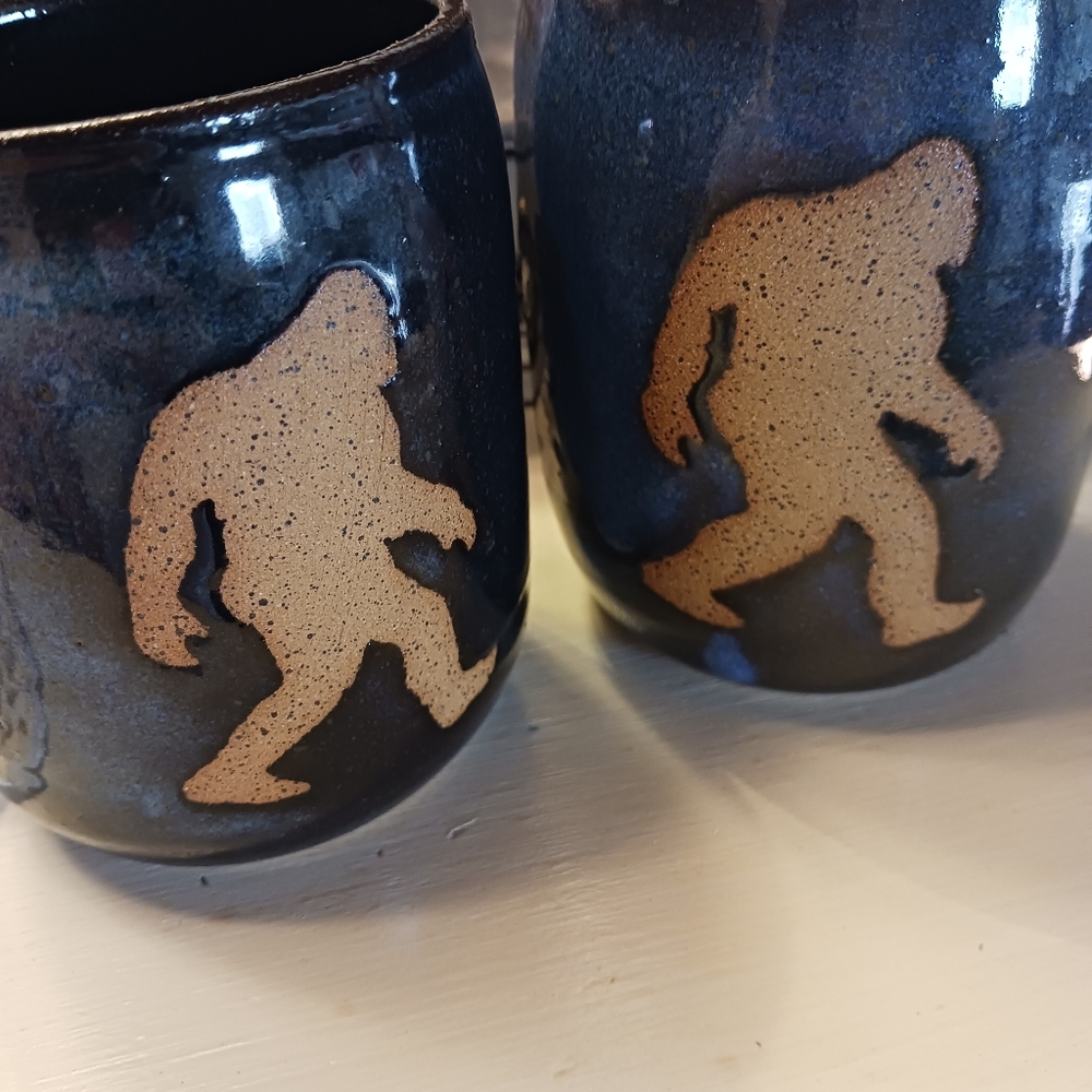 Set Of 2 Handcrafted Bigfoot Sasquatch Pottery Coffee Tea Wedding Cups EUC - Picture 8 of 9